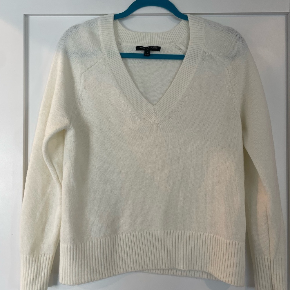 Neck Cream Sweater